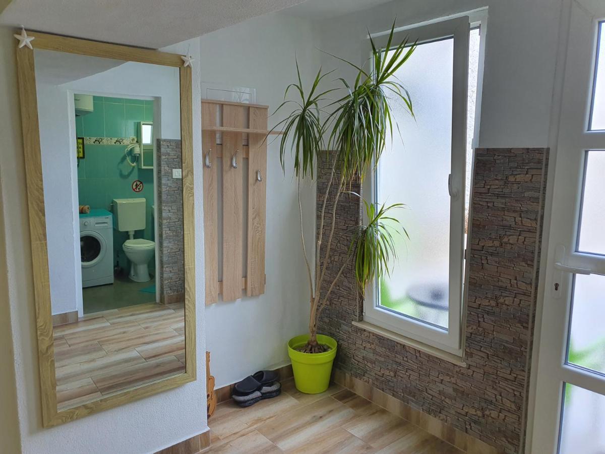 Family Apartment Near Old Town موستار المظهر الخارجي الصورة