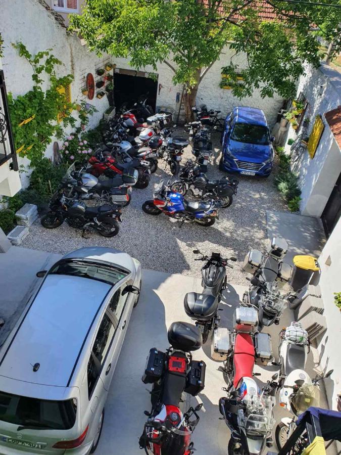 Family Apartment Near Old Town موستار المظهر الخارجي الصورة