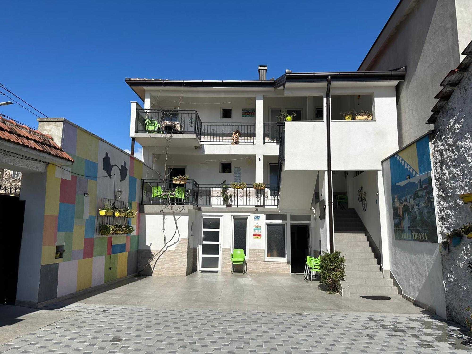 Family Apartment Near Old Town موستار المظهر الخارجي الصورة